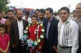 مدال طلا بر گردن فرنگی کار ایذه ای