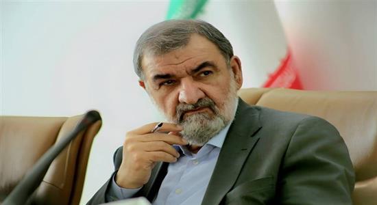 <span class='caption-tdf'></span>&nbsp;دیدار دبیر شورای‌عالی امنیت ملّی با رهبر معظّم انقلاب/تأکید بر تحقق شروط ایران با هدف پایان جنگ/شورای‌عالی امنیت ملّی چهار راه تدبیر امور کشور است